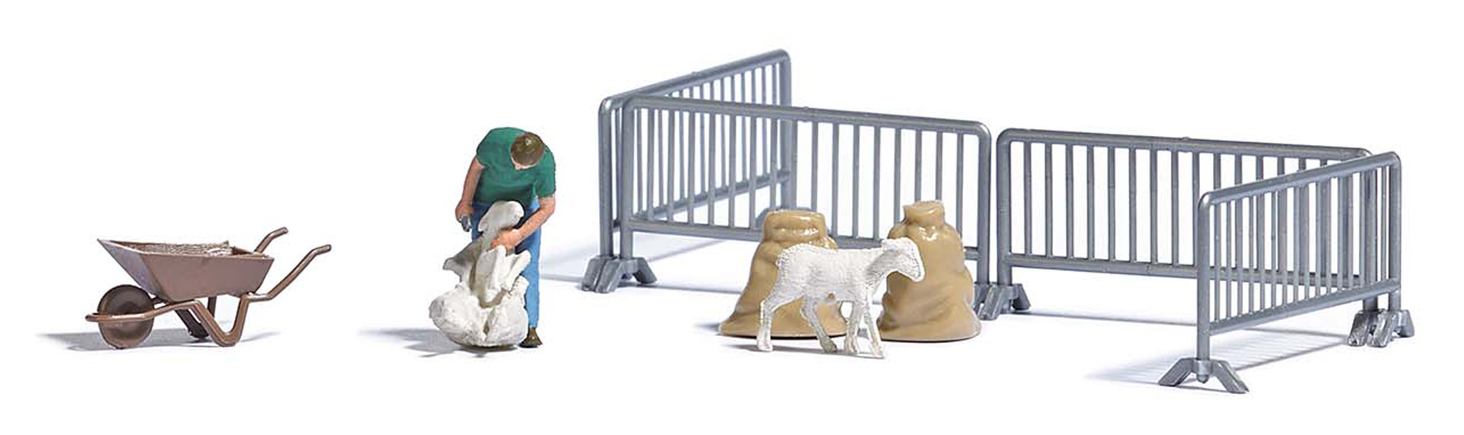 Tondeur de mouton au travail‚ mouton tondu‚2 sacs de laine‚brouette‚ un enclos
