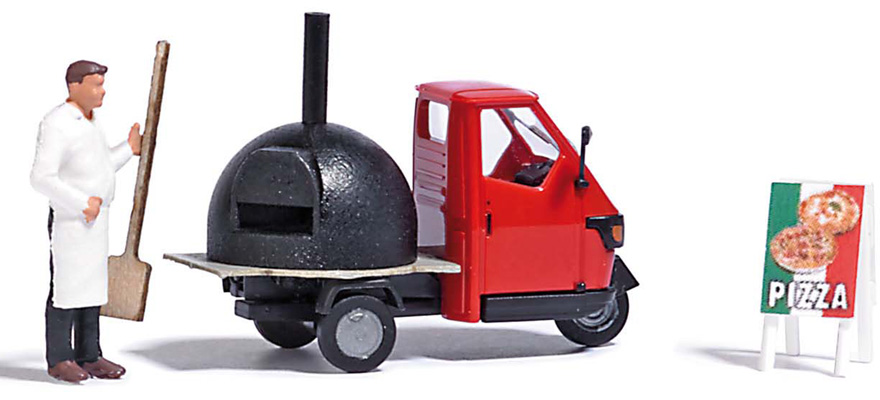 Marchand de pizza avec pelle‚1 véhicule à 3 roues avec four à pizza et 1 panneau publicitaire