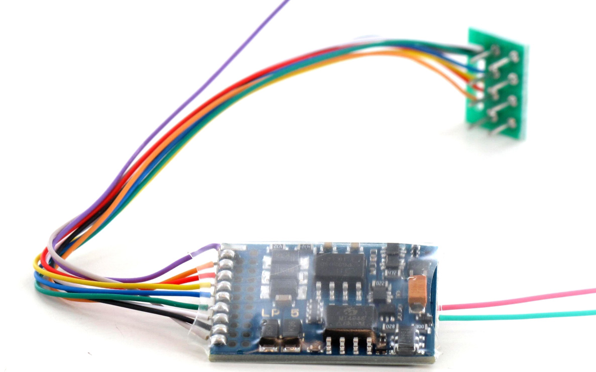 Dcodeur LokPilot 5 Multiprotocole DCC/MM/SX/M4 8-Pin NEM652