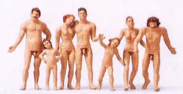 Famille de nudistes  la plage ( 7 pers. )   nouveau disponible le ??