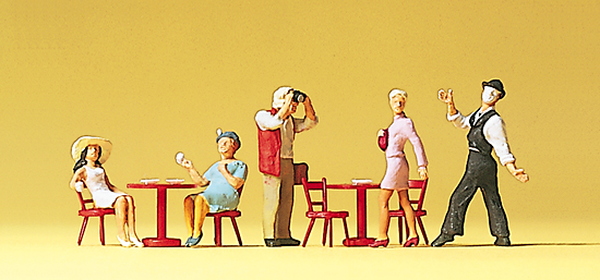 Pantomime photographe consommateurs (5 personnages avec tables et chaises)