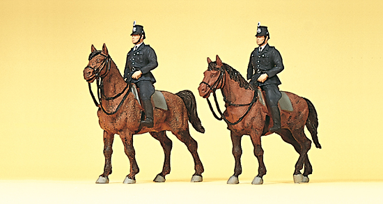 2 policiers  cheval