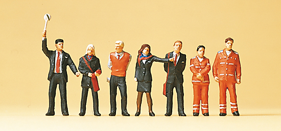 7 personnages ”personnel CCF avec nouveaux uniformes”