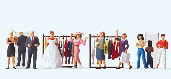 Shopping dans une boutique de mode‚ 8 personnages et deux portants chargés de vêtements