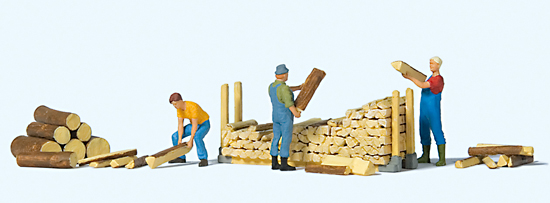 3 figurines empilant du bois stres de bois rondins rondins clats en bois de chauffage