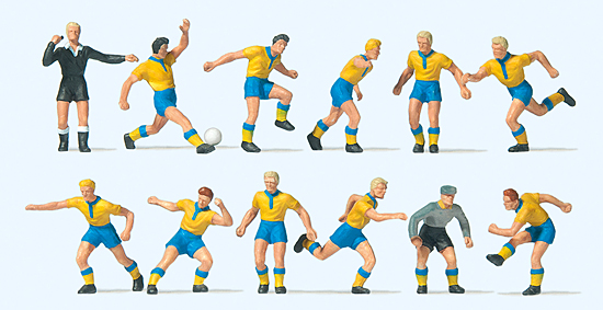 Equipe de football  maillot jaune short bleu chaussettes jaune et bleu 10 joueurs de champ  un gardien de but avec casquette et un arbitre