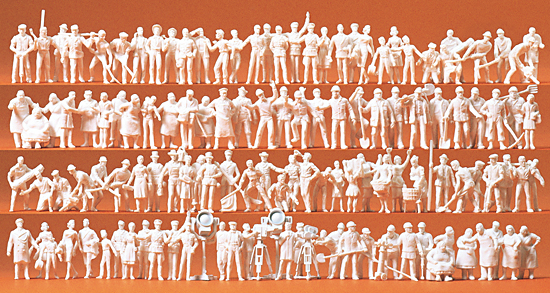 120 figurines de diverses professions (Cheminots marchands cameramen pelles pioches etc...)