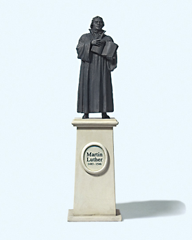 Statue de Martin Luther sur socle