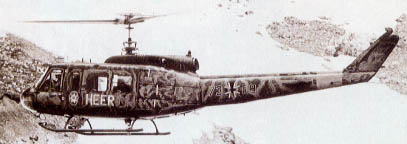 Hlicoptre  type  Bell UH-1D  camouflage Hiver gamme Minitanks en kit